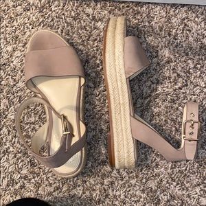 Dusty mink platform sandals